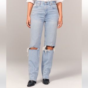 Abercrombie Ultra High Rise 90’s Straight Jean